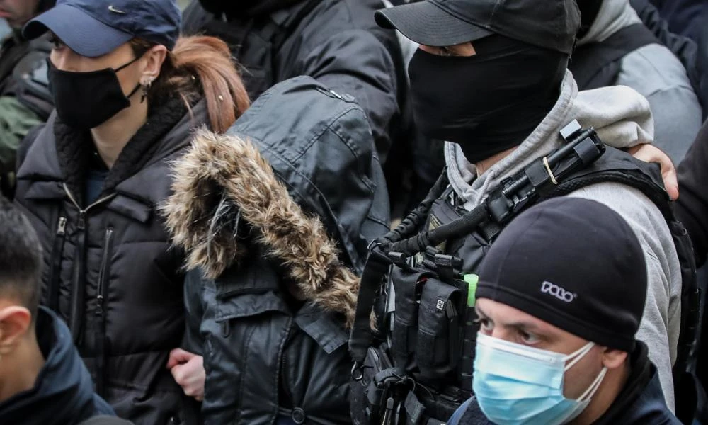 Σούρας - Πάτρα: Το μοναδικό συγκλονιστικό νέο στοιχείο είναι οι φωτογραφίες της Ίριδας (βίντεο)